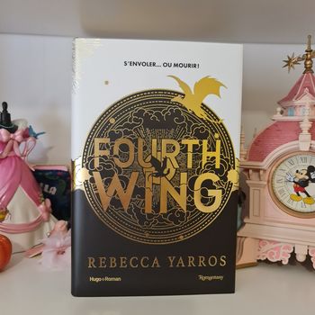 Livre Fourth wing Rebecca Yarros tome 1