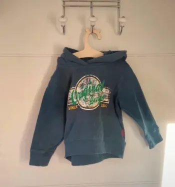 Pull à capuche SWEAT