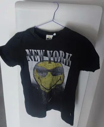 🗽 T-shirt noir Smiley World New York garçon 12 ans