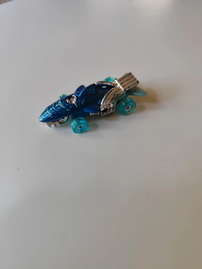 Voiture hot wheels - photo numéro 3