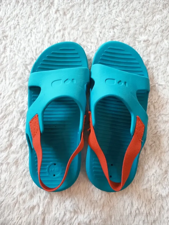 Sandales / claquettes de bain Nabaiji en 29-30 EU