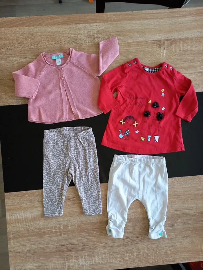Lot de vêtements bébé fille 6 mois - photo numéro 2