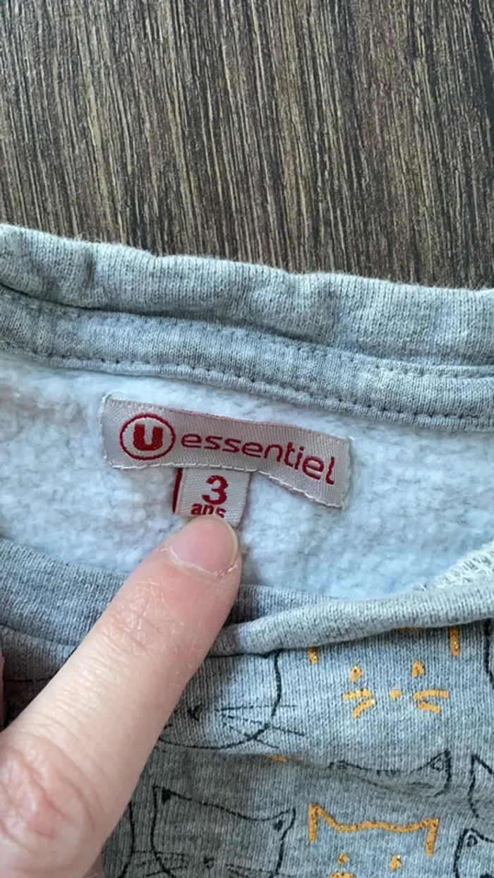 Pull gris 3 ans - photo numéro 3