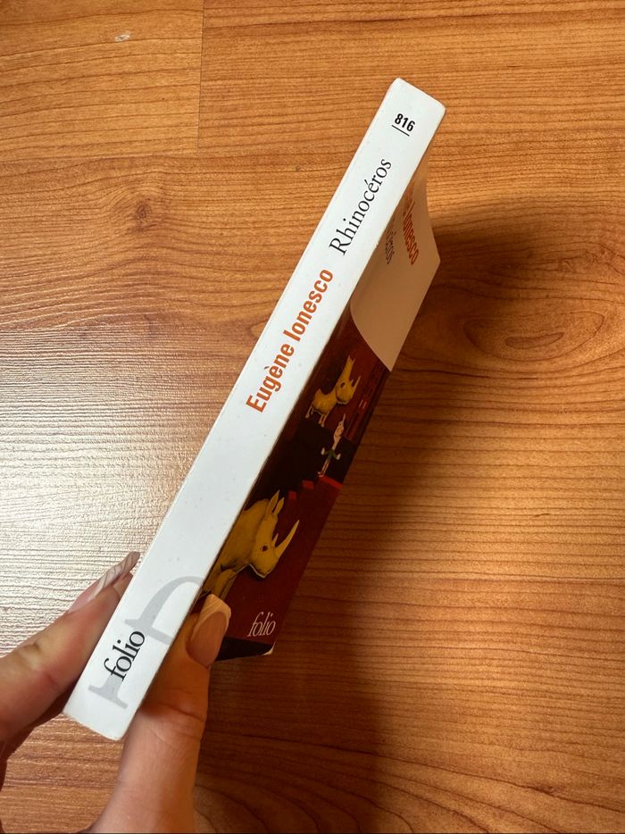 Livre rhinocéros d’Eugene Ionesco - photo numéro 2