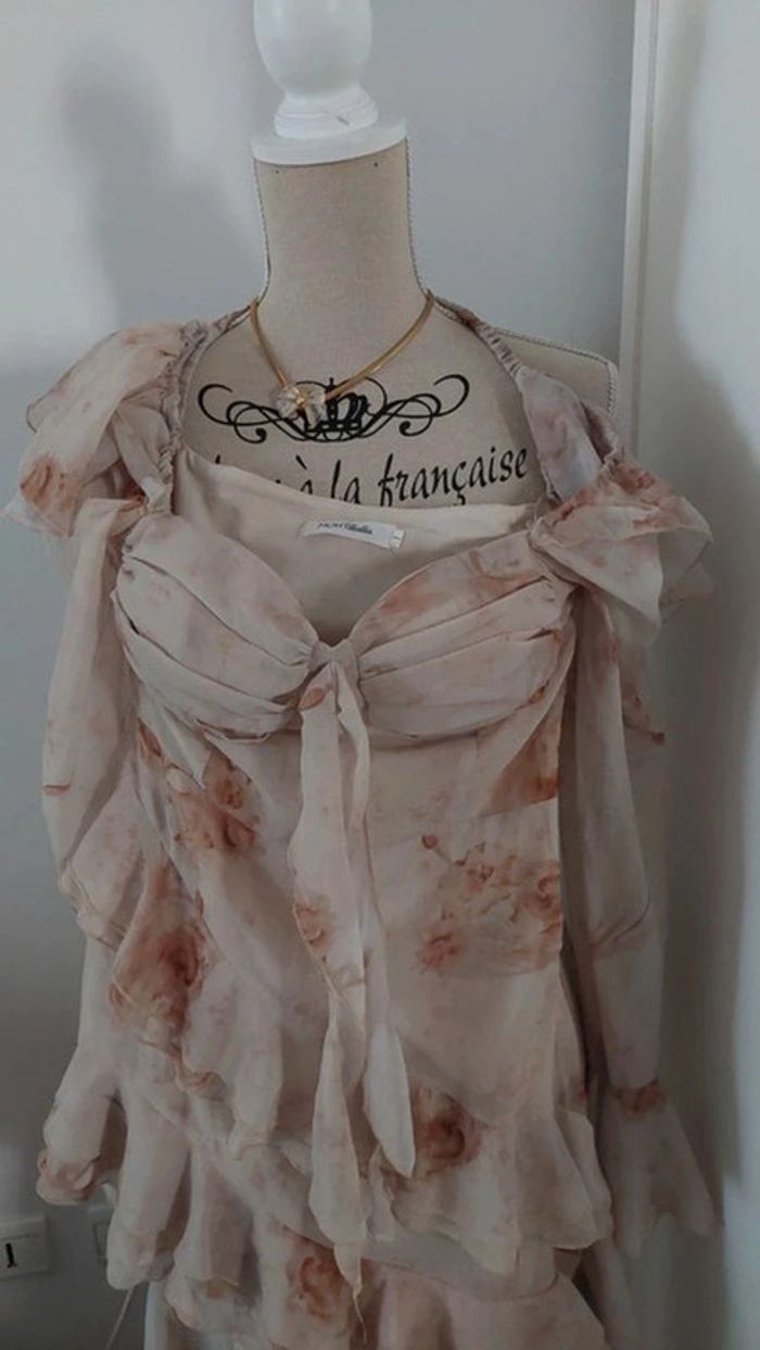 Robe voilage taille 1 (XS)
Montllalla - photo numéro 2
