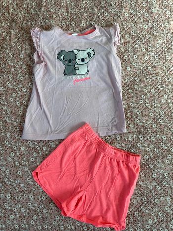 Pyjama deux pièces zeeman. 110/116 cm TBE