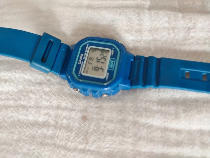 Montre Casio Vintage – Modèle Bleu - photo numéro 4
