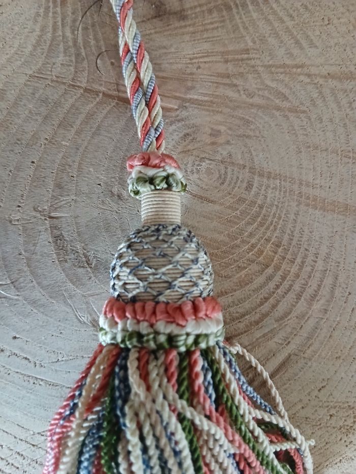 Pompon de porte multicolore guipure - photo numéro 2