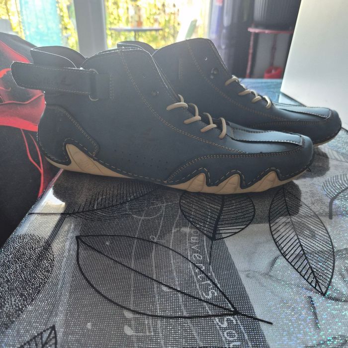 Baskets neuves T 44 - photo numéro 8