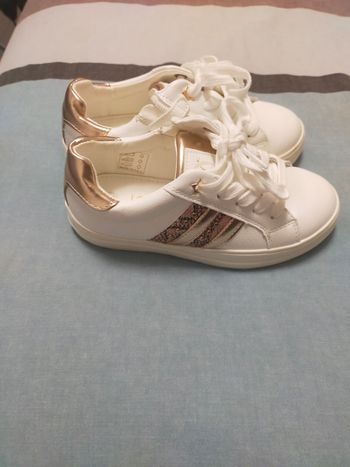 Chaussures neuves taille 31