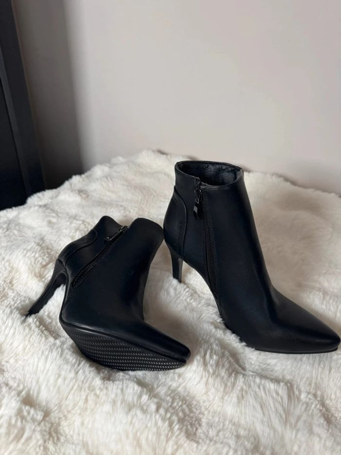 Bottines à talons noires 36 - photo numéro 2