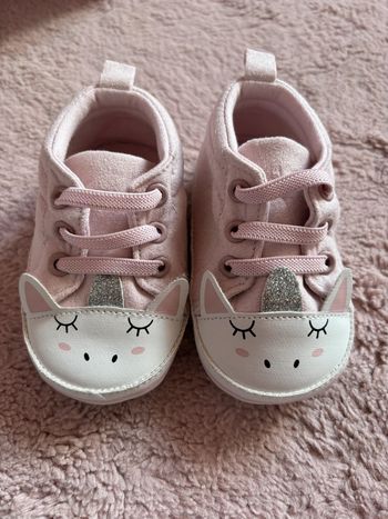 Chaussure bébé 18