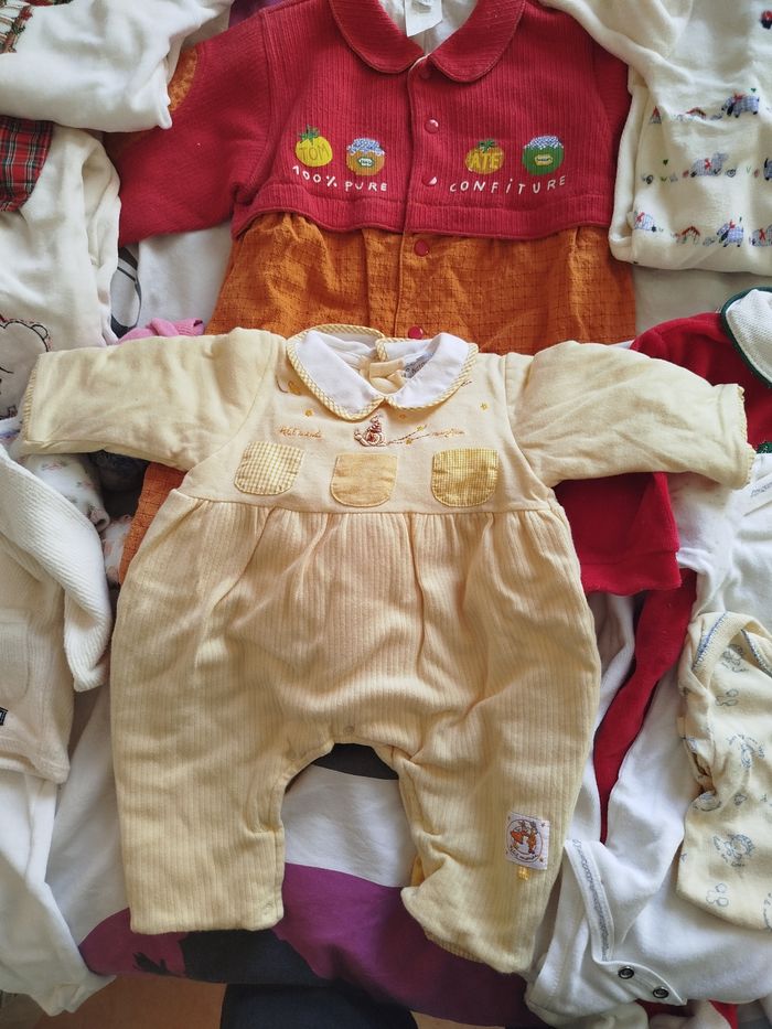 Lot vêtements bébé naissance 3 mois - photo numéro 3
