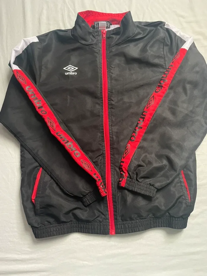 Veste umbro 11/12 ans