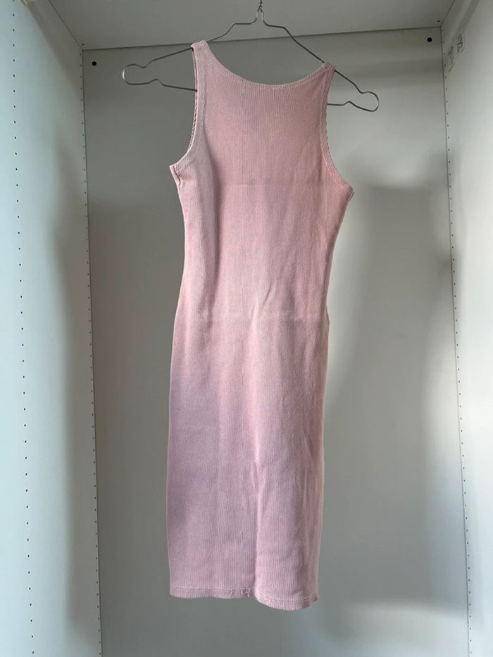 Robe moulante rose - photo numéro 2