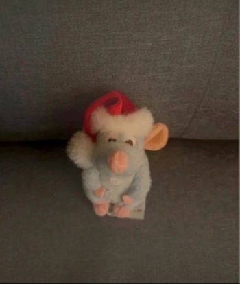 Peluche aimantée remy Noël Disneyland Paris ratatouille Disney pixar