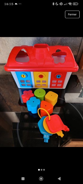 Maison jeux formes clés