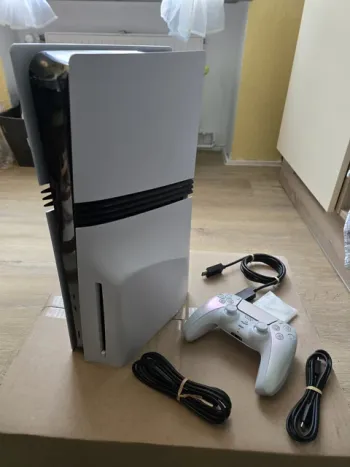 PlayStation 5 Pro avec lecteur de disque/Dualsense Chroma Pearl/MINT + FACTURE