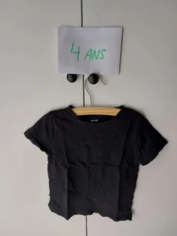 T-shirt manches courtes noir Kiabi 4 ans