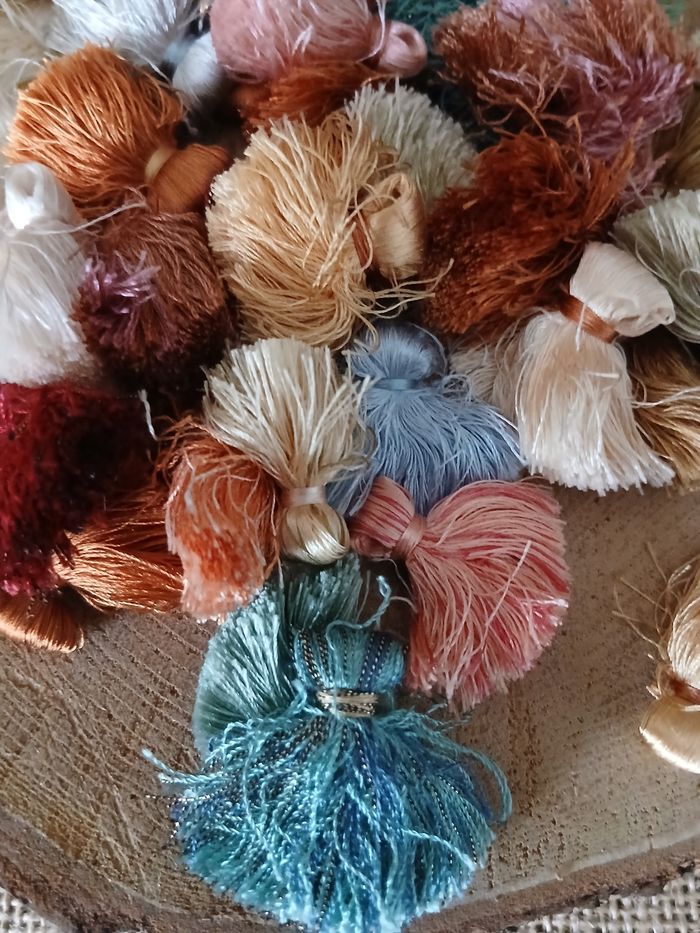 Lot de 50 glands pompons multicolore - photo numéro 3