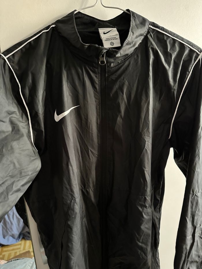 Veste coupe vent Nike - photo numéro 2
