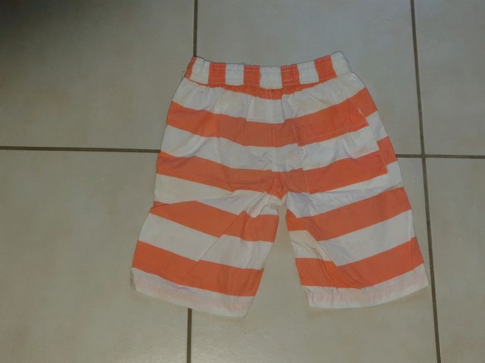 2 Shorts de bain 6 ans - photo numéro 2