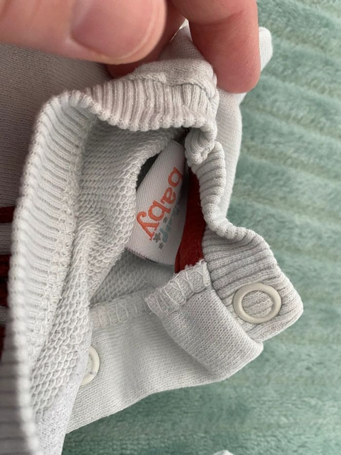 Lot sweat bébé 12 mois - photo numéro 10