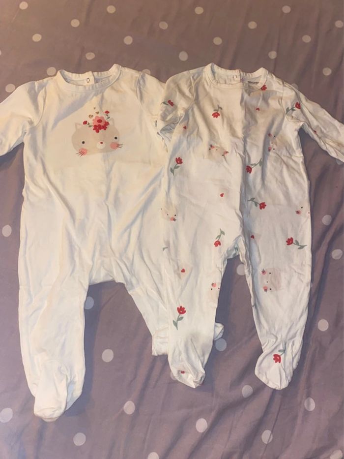 Lot 2 pyjamas