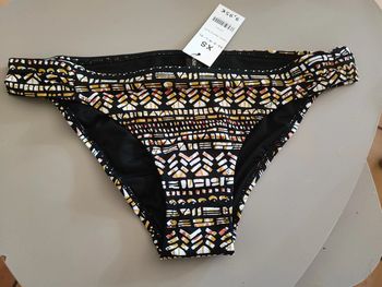 Bas de maillot de bain imprimé graphique – NEUF avec étiquette 🖤