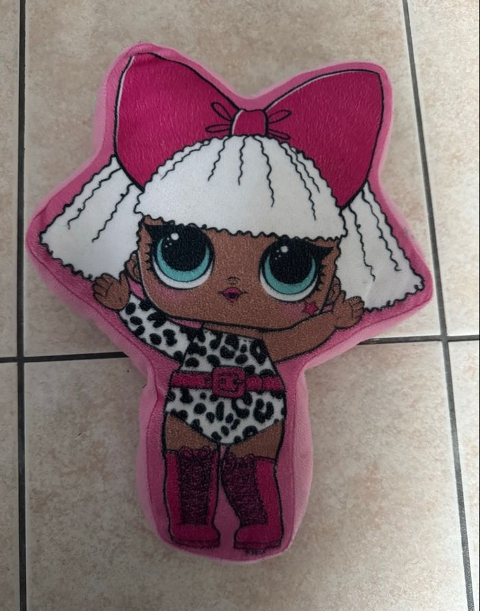 Coussin + Boule Poupée LOL Surprise - photo numéro 2