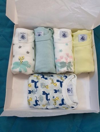 Lot de 3 bodies bébé fille 🐘18 mois 🐘 Petit bateau