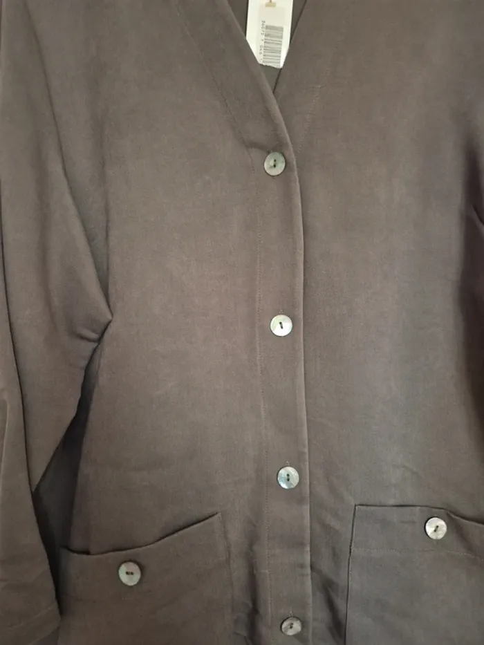 veste neuve taille 46-48 - photo numéro 3