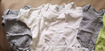 Lot 5 bodies manches longues