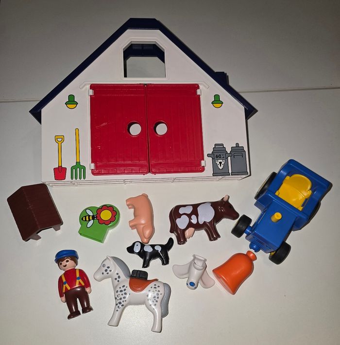 123 playmobil ferme 6740 complète + tracteur - photo numéro 2