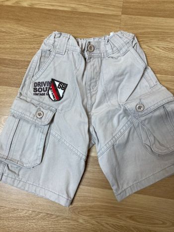 Bermuda beige tao 4 ans
