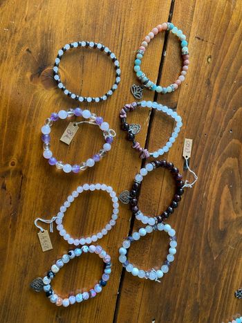 Lot de 8 bracelet en pierres semi précieuses