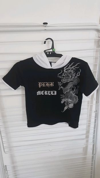 T shirt a capuche dragon 2 ans