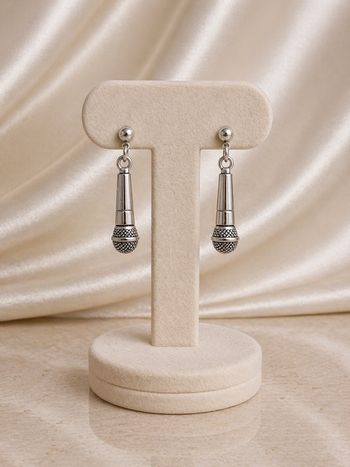 Boucles d’oreilles micro argentées 🎤