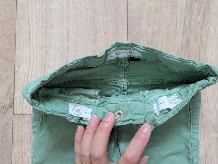 Jeans skinny vert Kiabi 4 ans - photo numéro 4