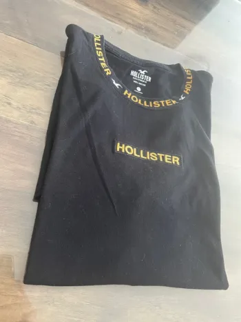 T-shirt hollister