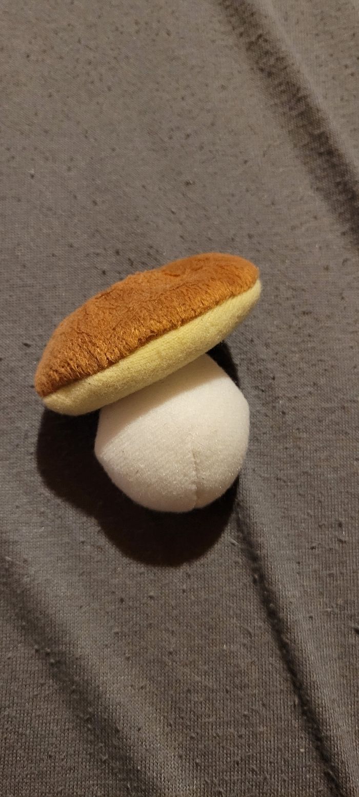 Peluche champignon - photo numéro 3