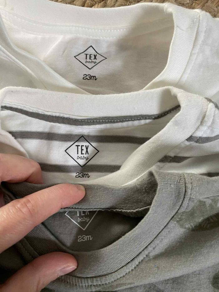 Lot 3 t-shirts 23 mois - photo numéro 7