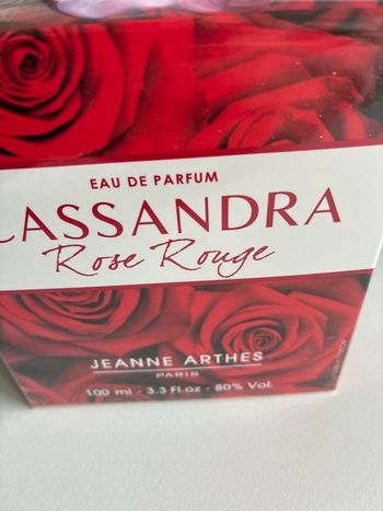 Jeanne Arthes parfum : Cassandra Rose Rouge 100ml