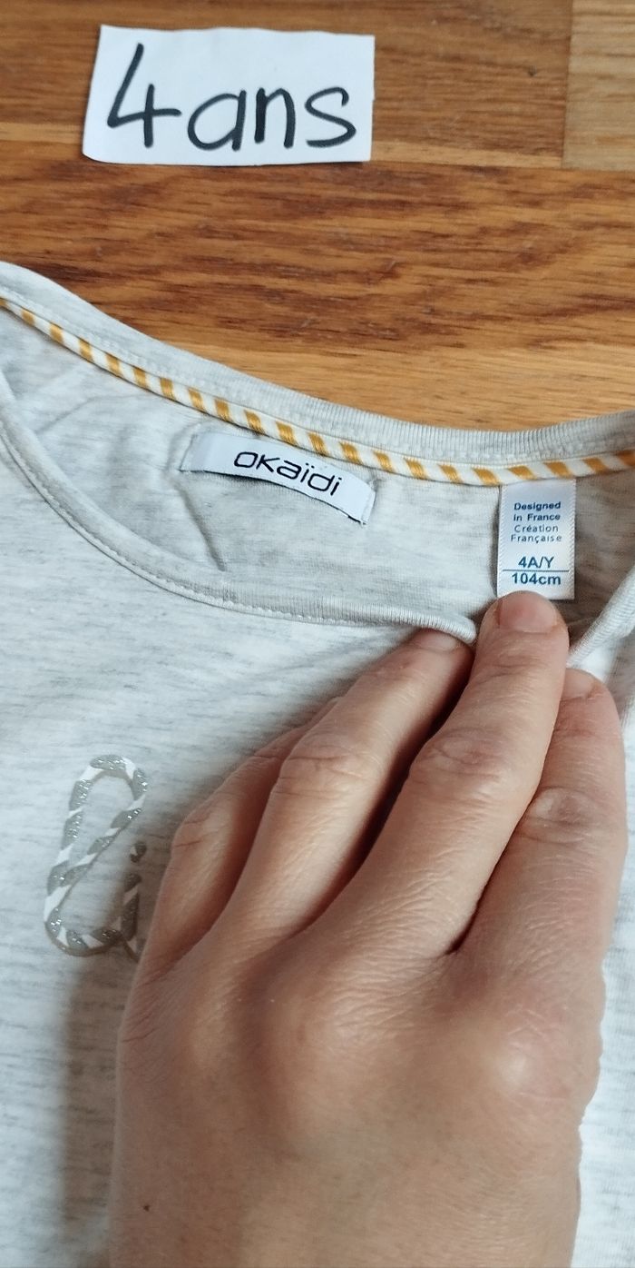 T-shirt fille 4 ans - photo numéro 4