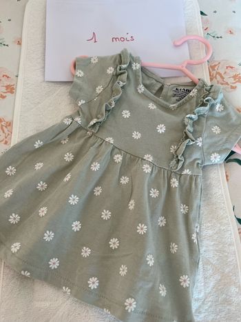 Robe Kiabi 1 mois comme neuve