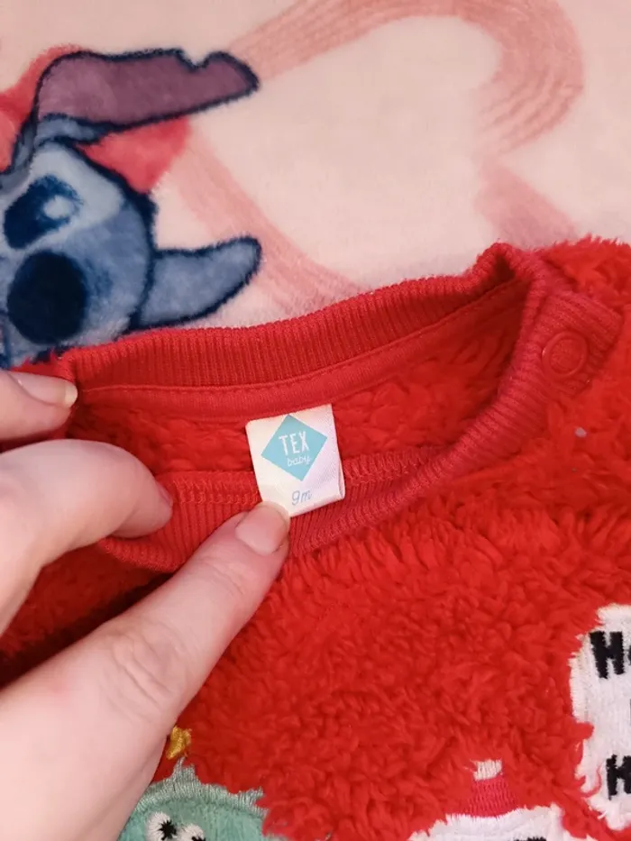 Pull père noël tex taille 9M - photo numéro 3