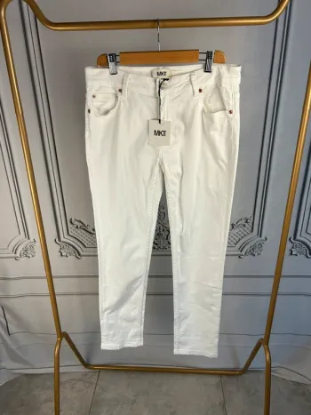 Jean blanc Slim MKT studio W30 neuf