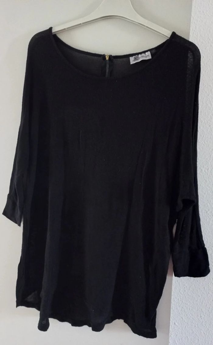 Jolie haut noire légère xxl