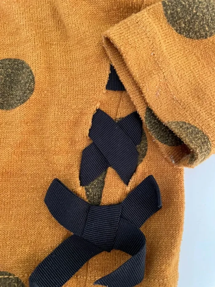 Pull à pois moutarde gemo 6 ans - photo numéro 3