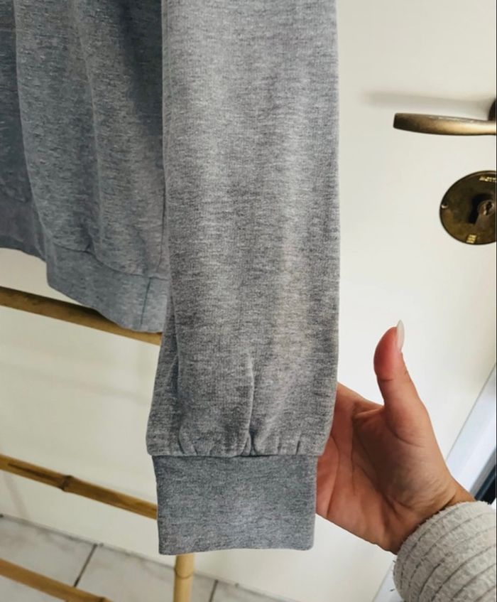 Pull gris - photo numéro 3